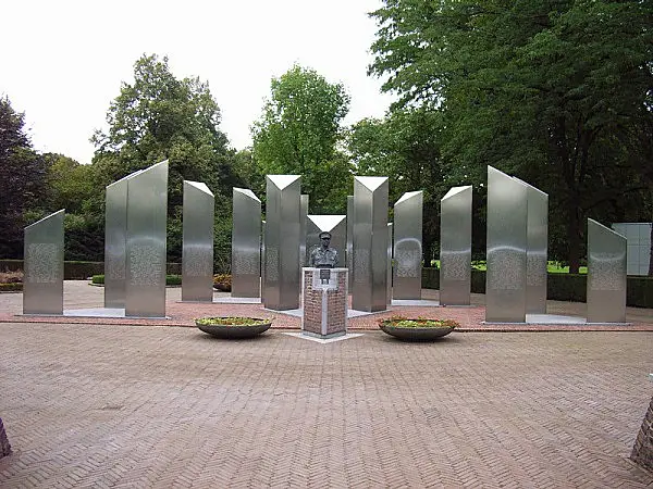 nim roermond