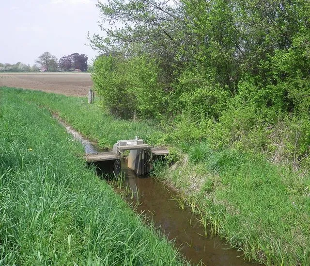 teutebeek met sluit 640x480px