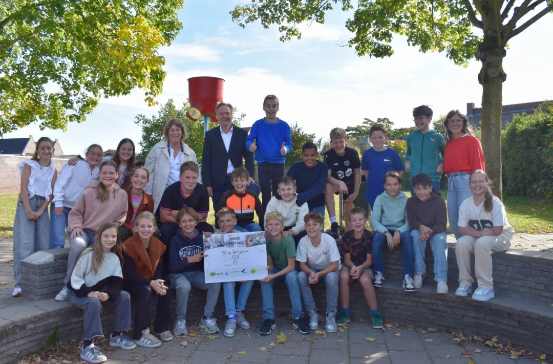Omslag ewaste race