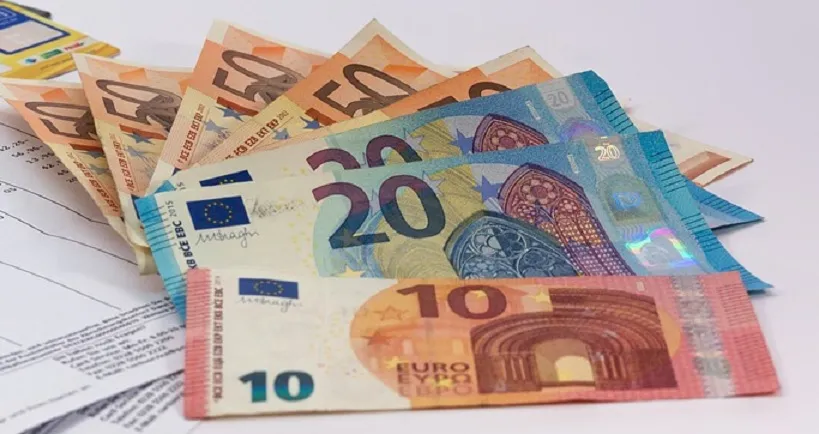 250 euro stux pixabay