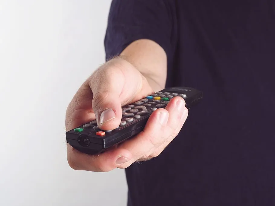 afstansbediening tv piqsels cc0