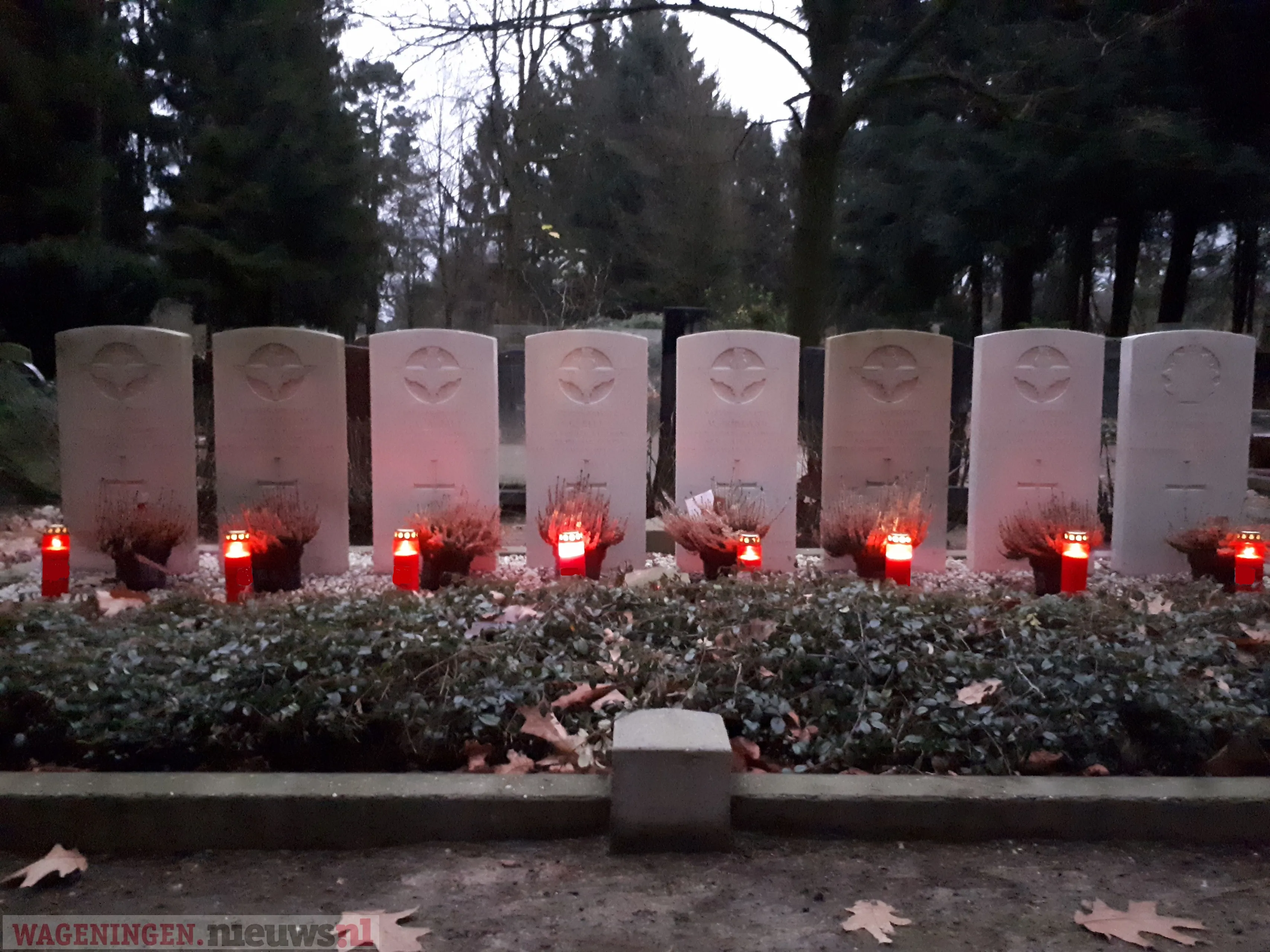 lichtjes op oorlogsgraven 2017 5