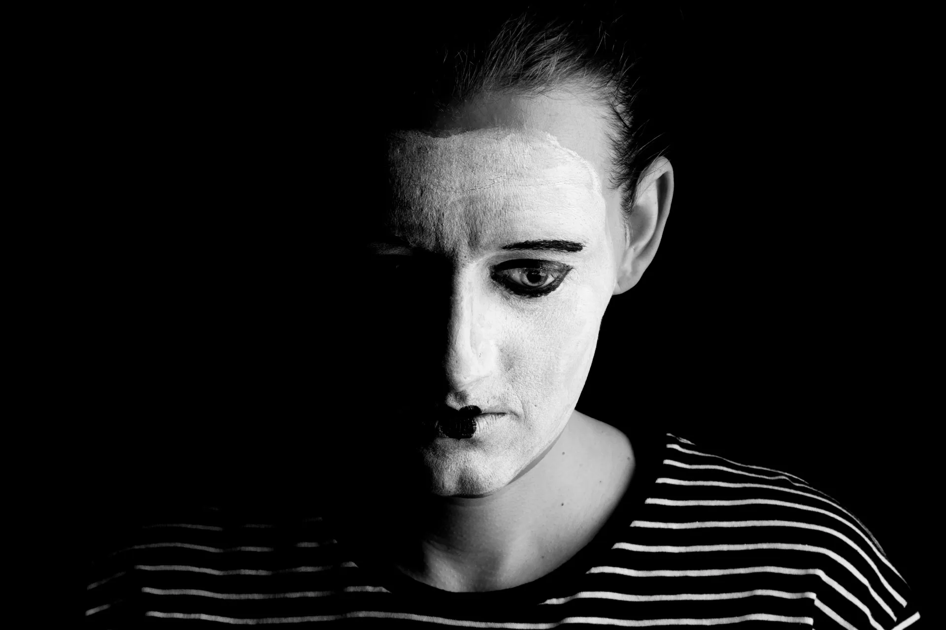 sad mime george hodan