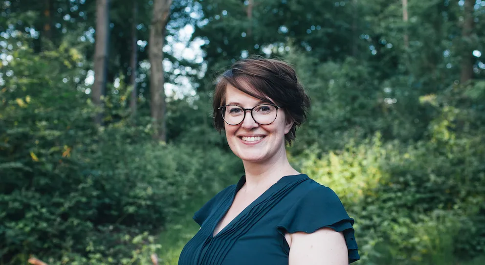 eveline vink jun21 portret in het bos klein