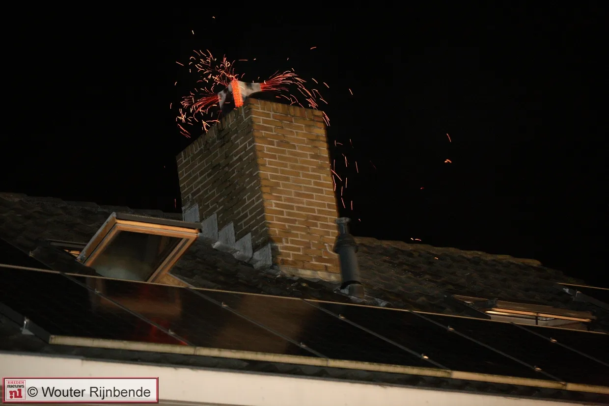 141224 schoorsteenbrand waardweg 003