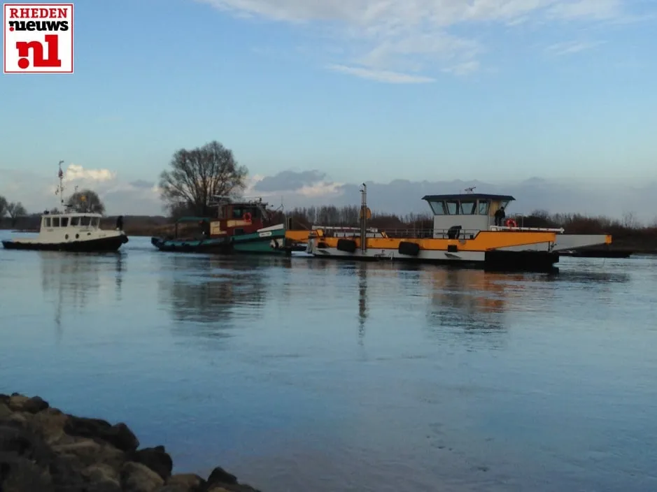 2015 02 23 dieren aankomst nieuwe veerpont005