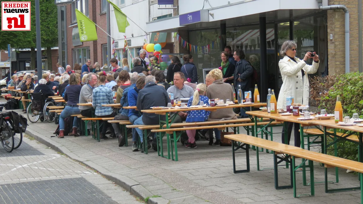 2015 05 09 natuurwinkel de tommelbos 35 jaar 0011