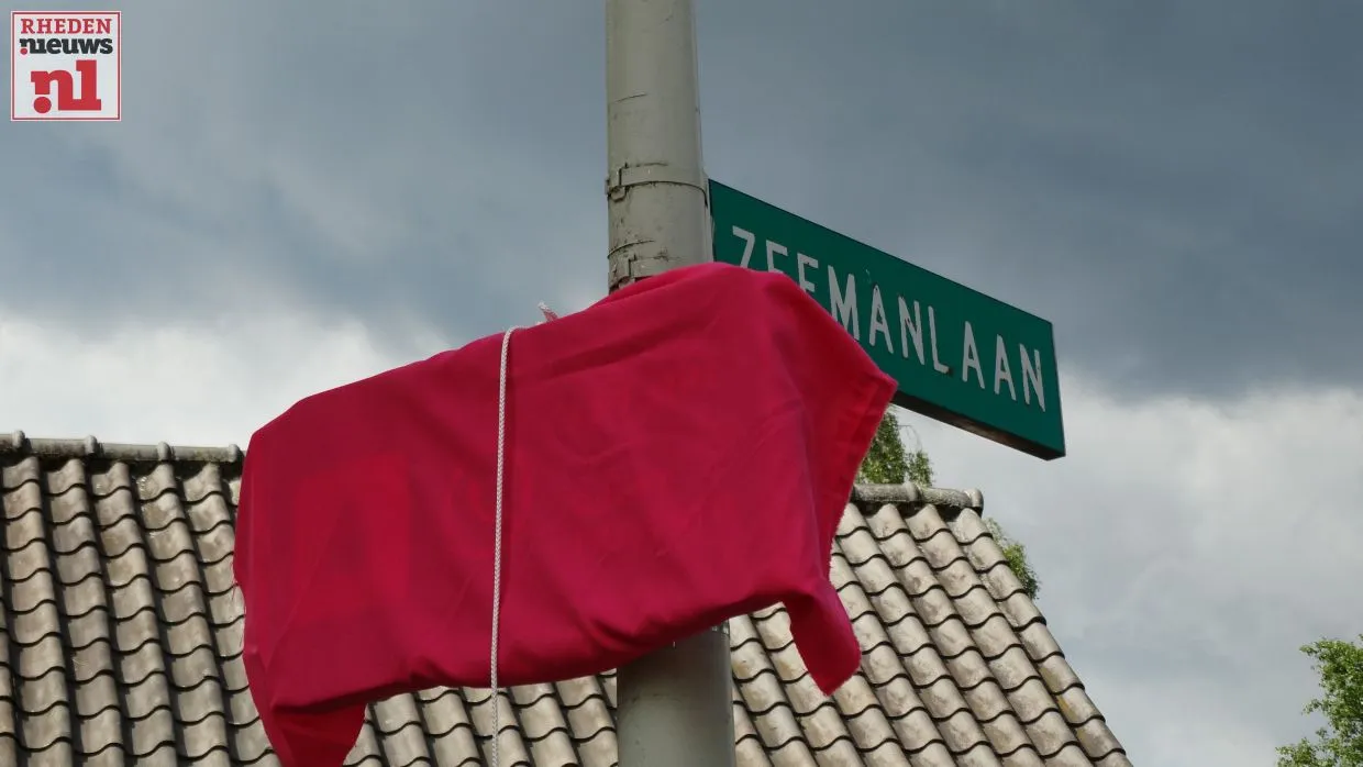 2017 07 19 onthulling buurtpreventiebord dieren 005