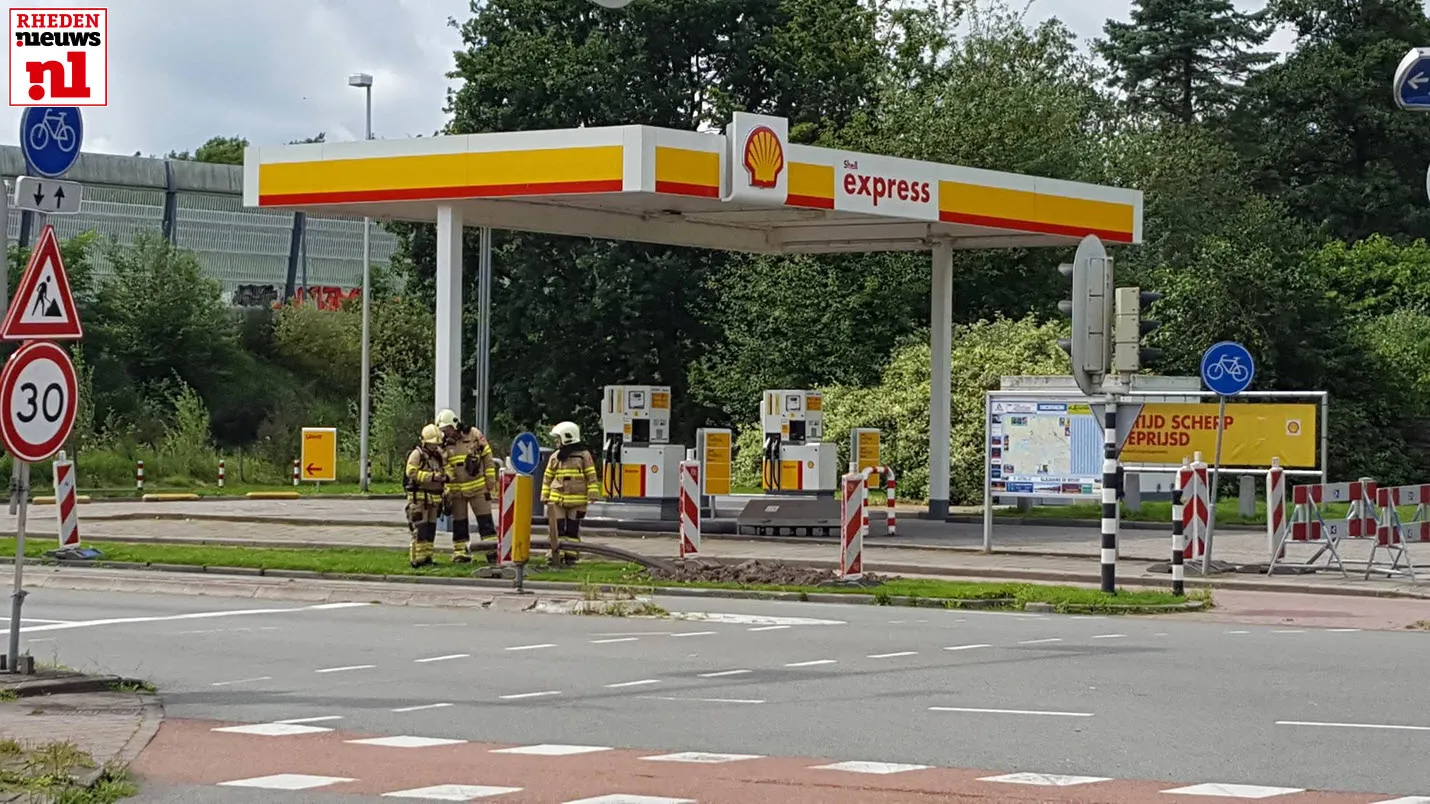 2017 07 23 gaslek kruising larensteinselaan waterstraat shell express 000