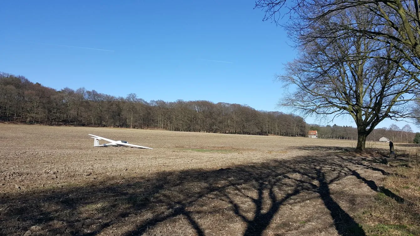 2018 03 21 zweefvliegtuigje 0011