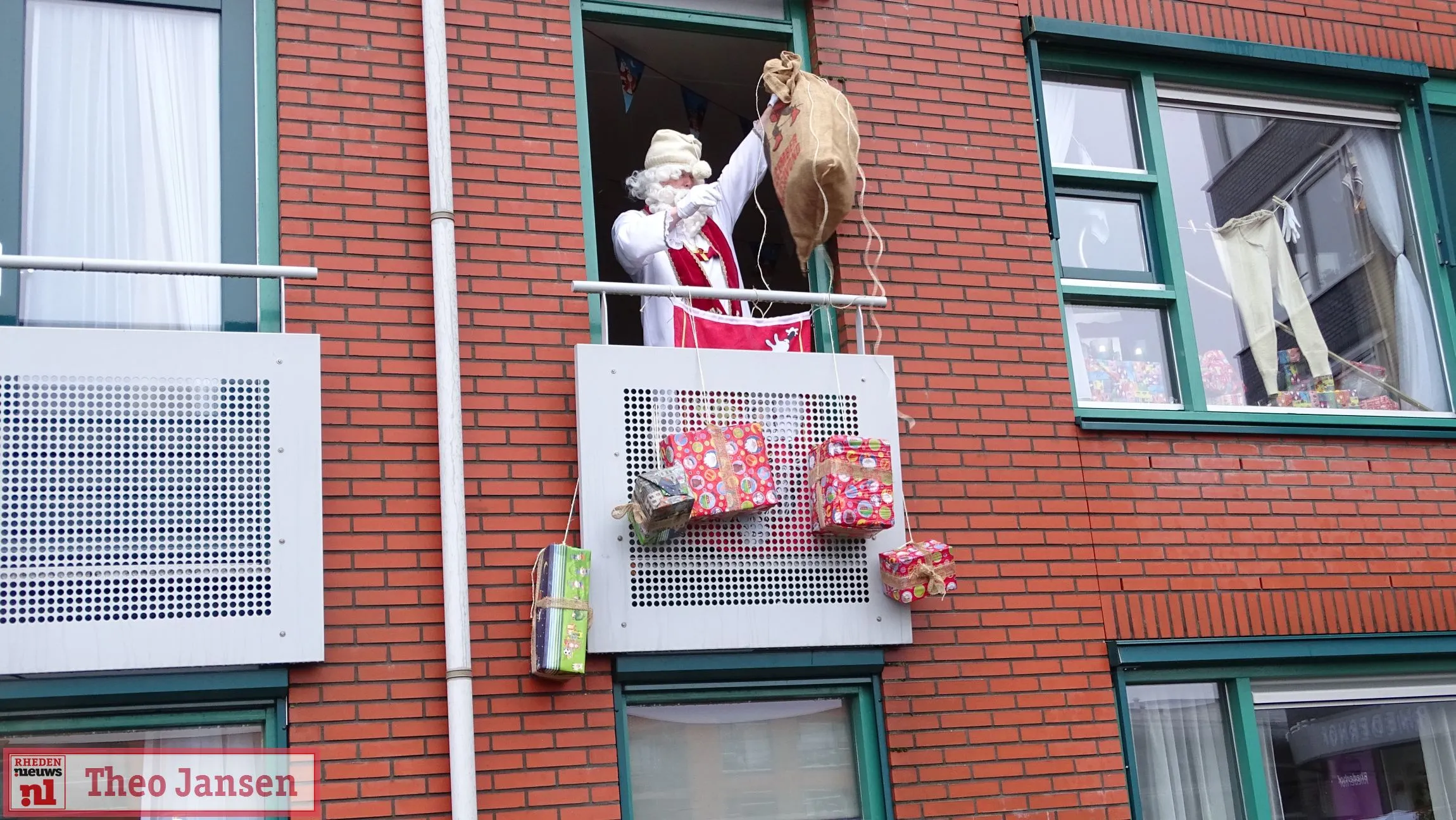20201201 sinterklaas verslaapt zich op rhederhof 0