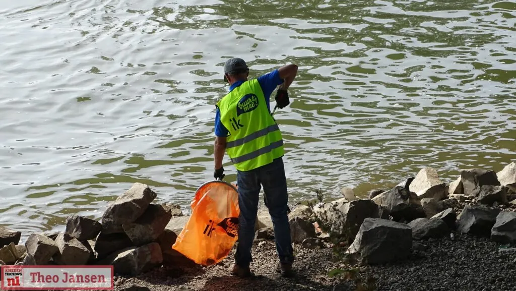 20210918 ijsseloever weer een stuk schoner na world cleanup day 8 1024x577 1