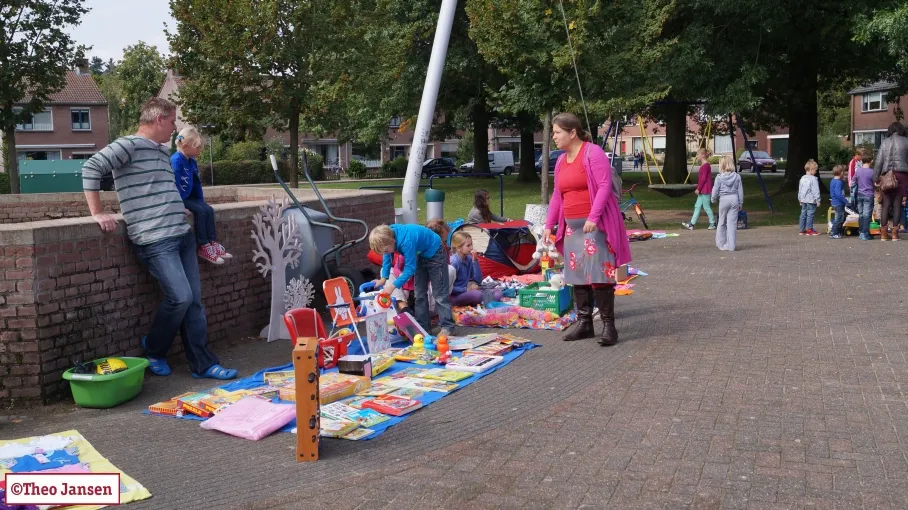 afcyqo9syw95pmqpr3ljkascl kleedjesmarkt 002