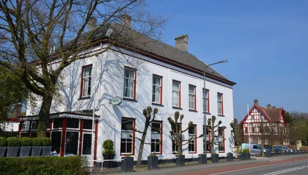 aliu8vdyrc6idc5ofhe502axg wapen van atlone