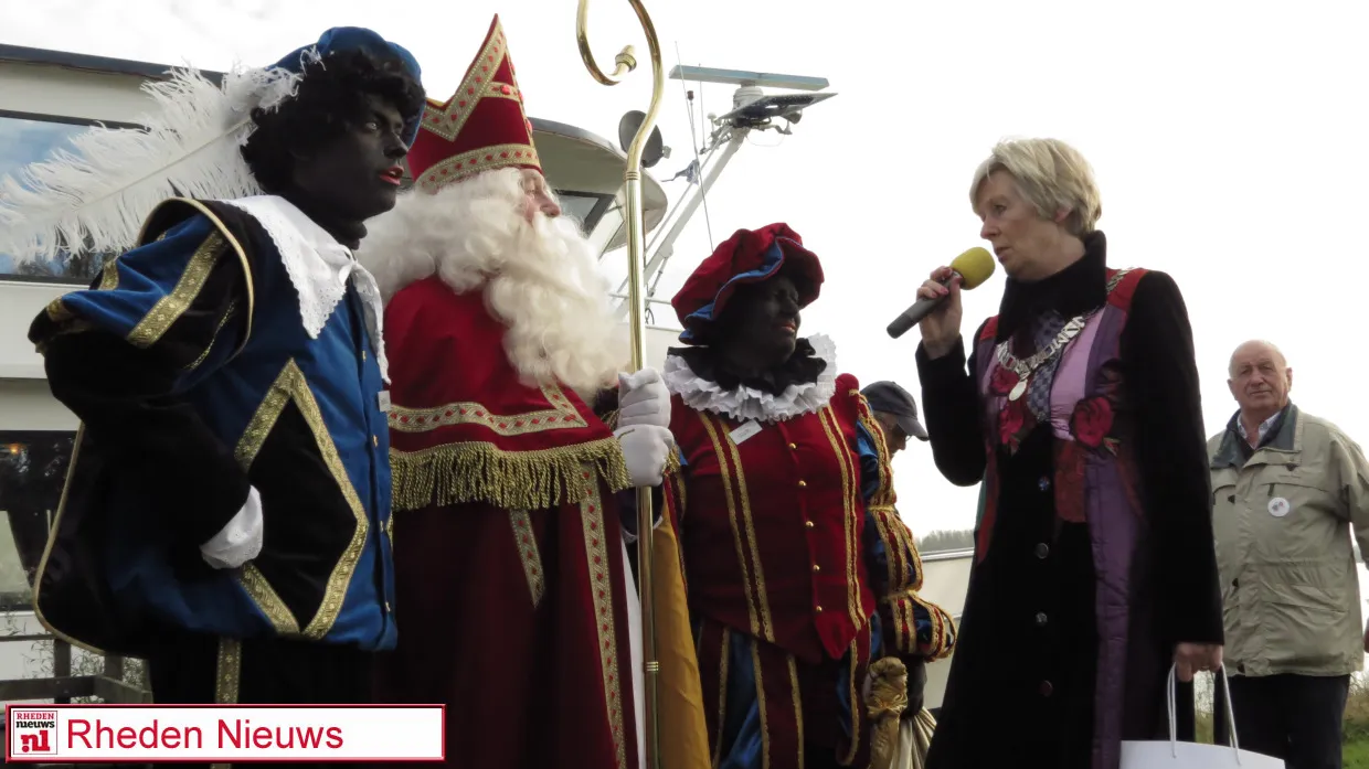aw7wu349dstnqdhwatdknsooh 2014 11 22 sinterklaasintocht dieren 041