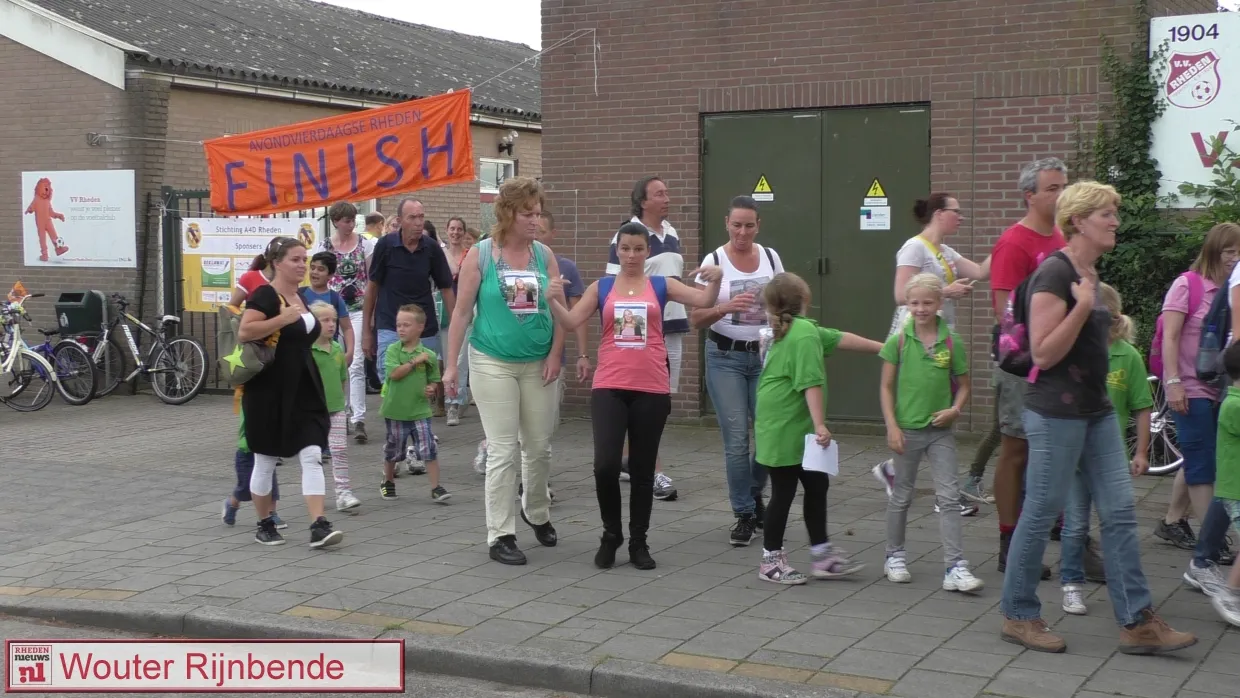 b23k1kaa8unc2z6gfj8t6r01e 140610 avond 4 daagse dag 1 004