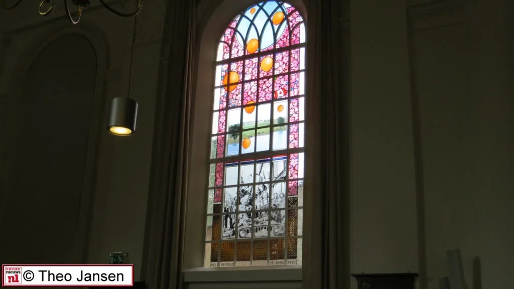 bevrijdingsraam grote kerk