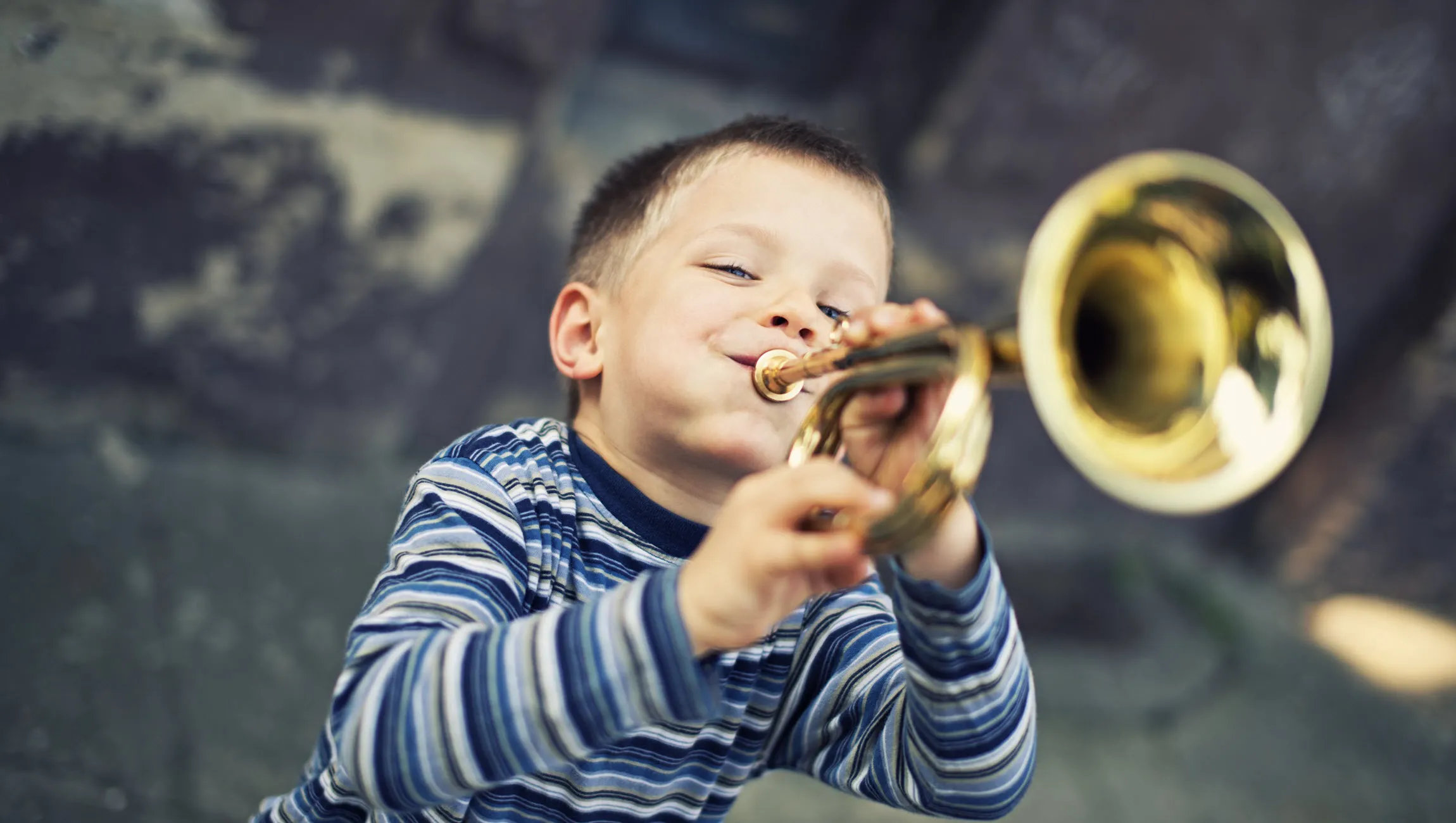 blaasmuziekinstrument trompet cultuurbedrijf riqq