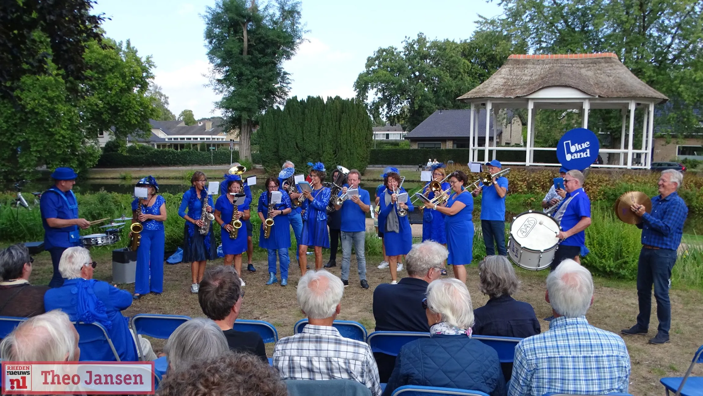 blue band speelt bij geerfdenconcert in villapark velp 11 09 2022 1