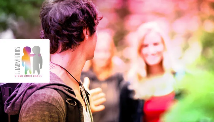 boswandeling nedkantelt