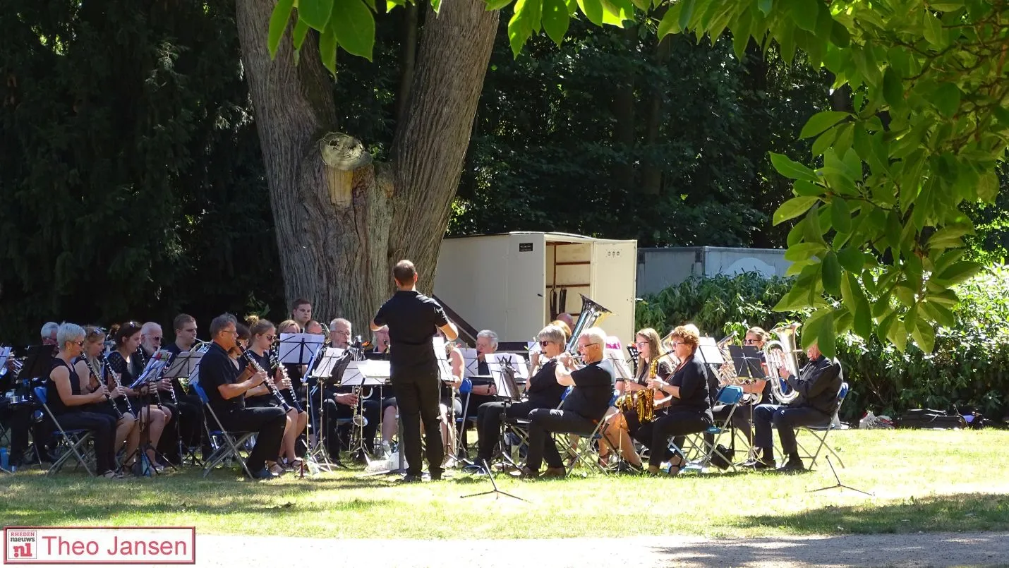 buitenconcert dierens harmonie orkest 1 7 18 8