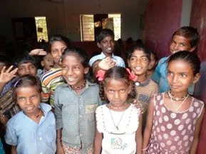 bxil7ca2b1705he6yiw6lmlj6 schoolbanken