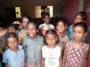 bxil7ca2b1705he6yiw6lmlj6 schoolbanken