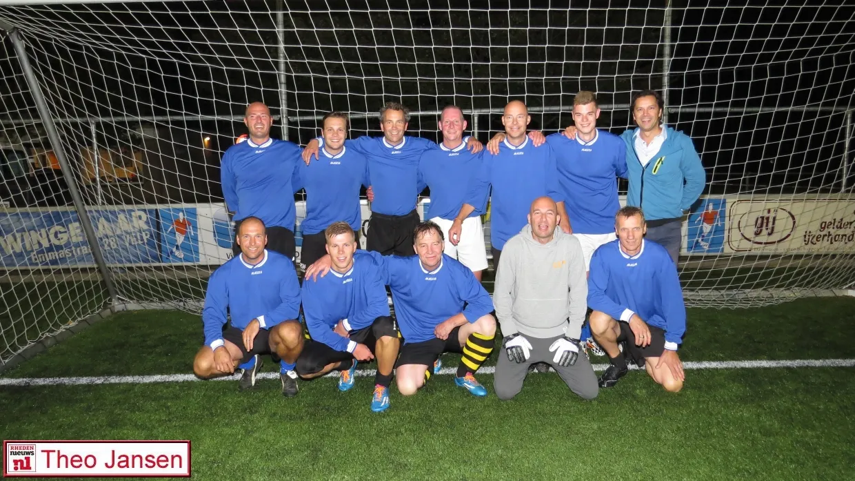 c5y4lith8laoo7rmgxyruz0y5 de pinkenberg 2 8 14 033