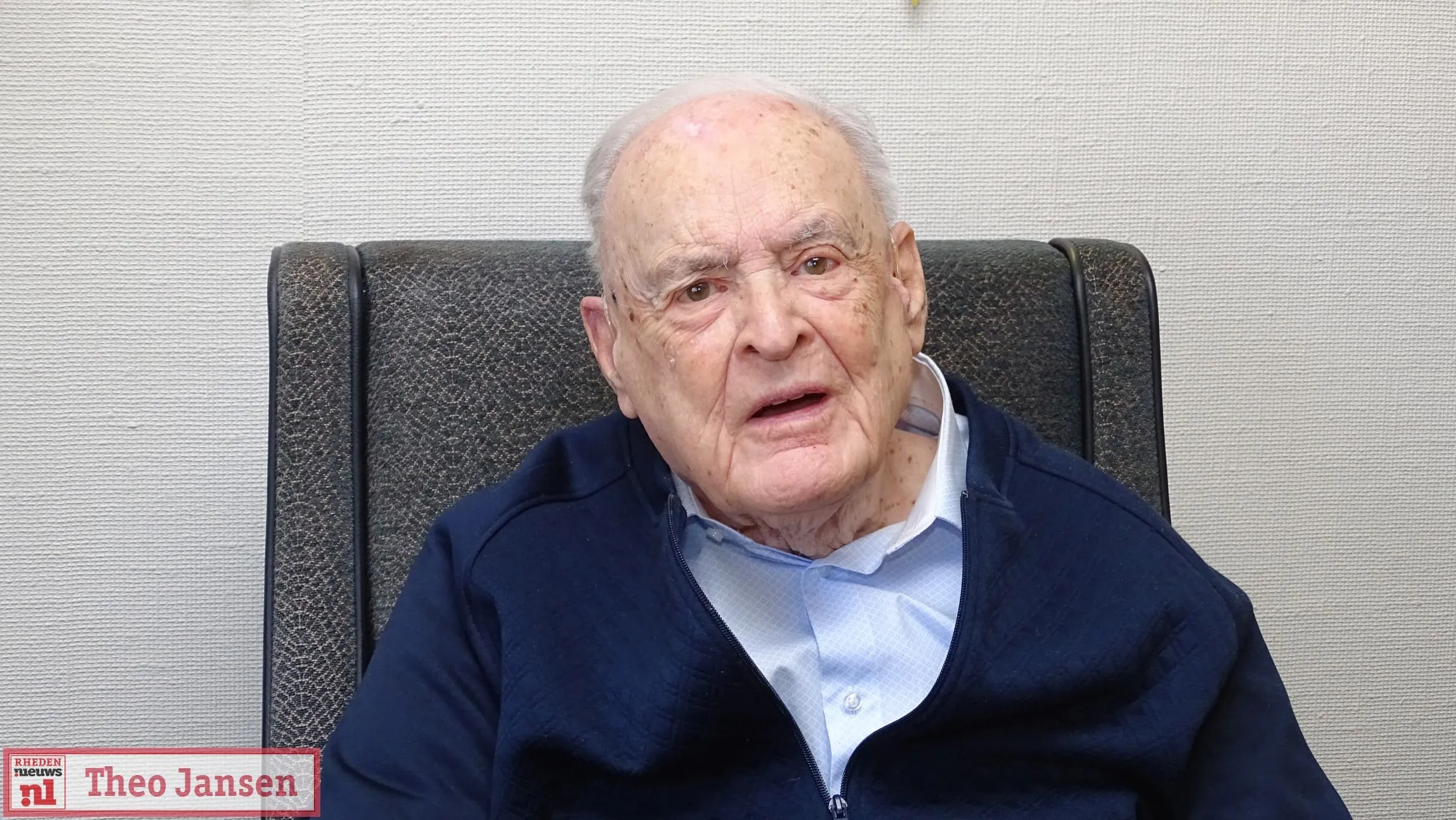 de heer van elst uit velp viert zijn 100ste verjaardag 3