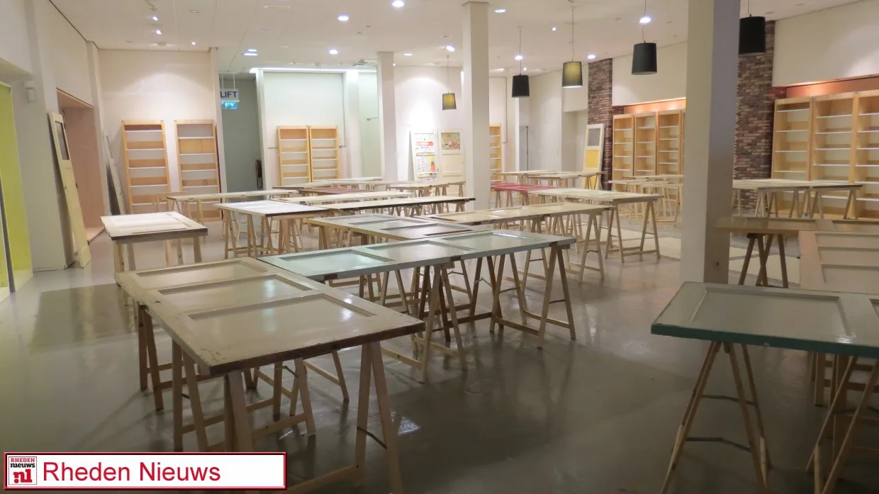 dikx2vwttrr3lsul6x3x6c717 2014 08 09 het colofon 001