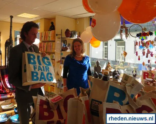 dpb8jauypt17pfrw6eyapqrns 216367