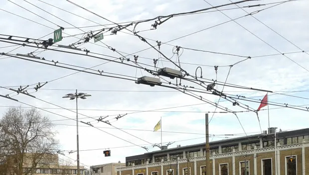 f5j49ascixjyptg0641uw3sqb troleylijn