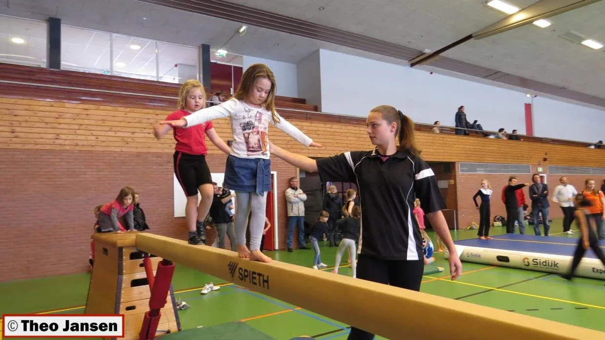 fb597y6wokas8kq9damt1lxm5 sportinstuif