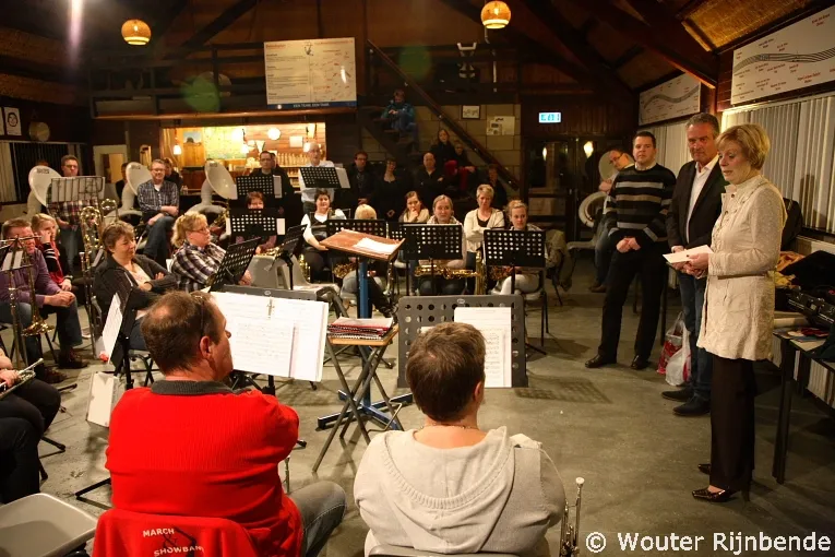 g05f1369h8853a9wga9z10xhe 213137