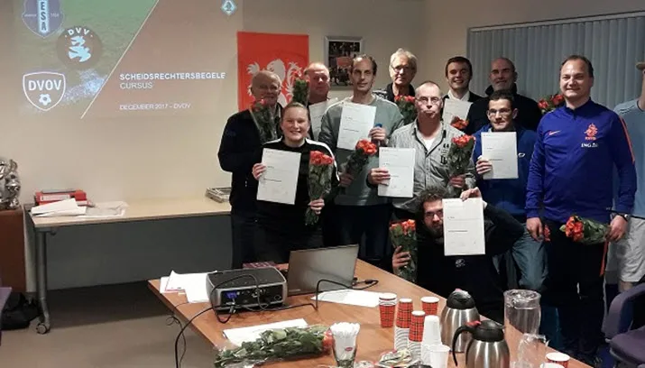 geslaagden scheidsrechtersbegeleider dvov 2