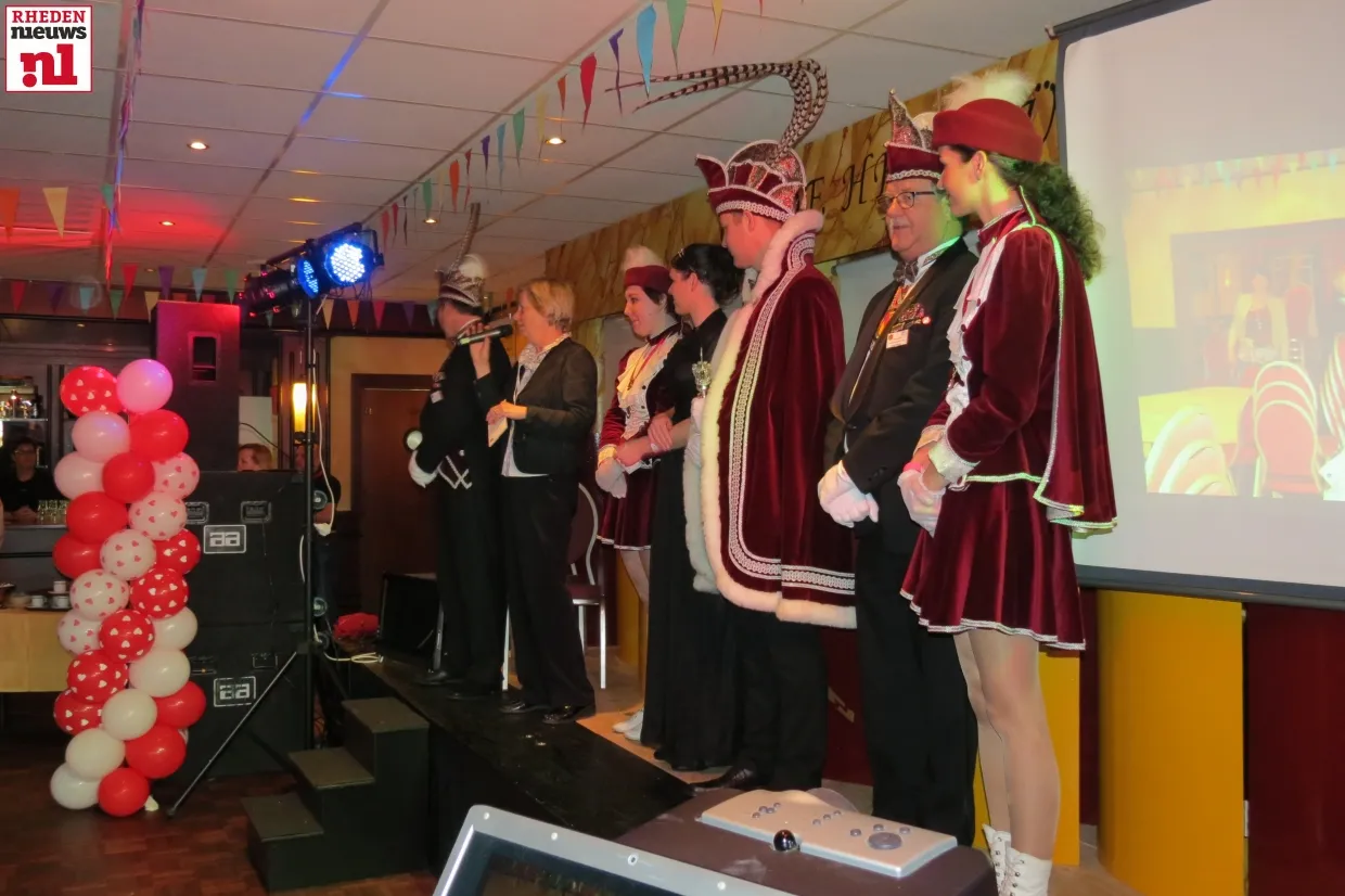 gipmogz1pv1xknkw9zihg6b1g 2014 02 15 polonaisemarathon ons huis rheden008