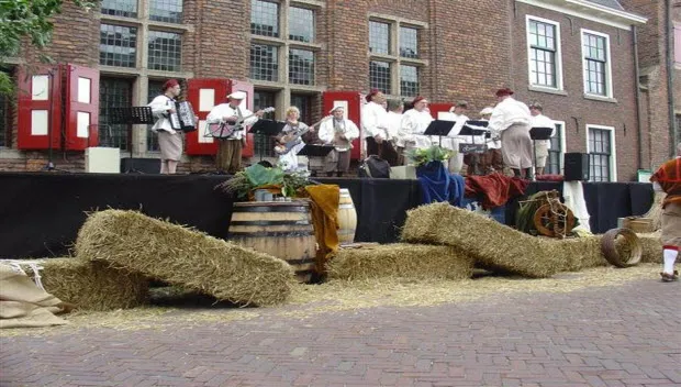 hlusl38upm9u8cobi0z2a2iyc hanzefeesten