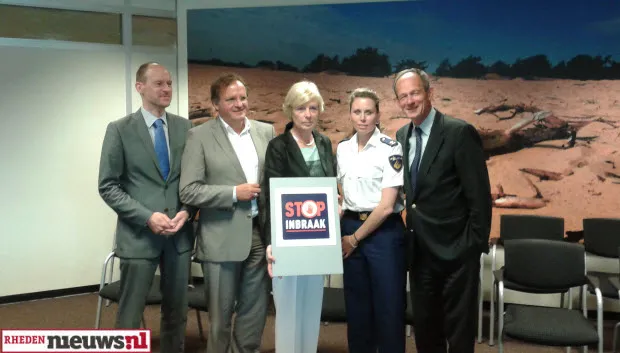 ibgss87y3nvoiaqrg5n94h6cf 20130619111935