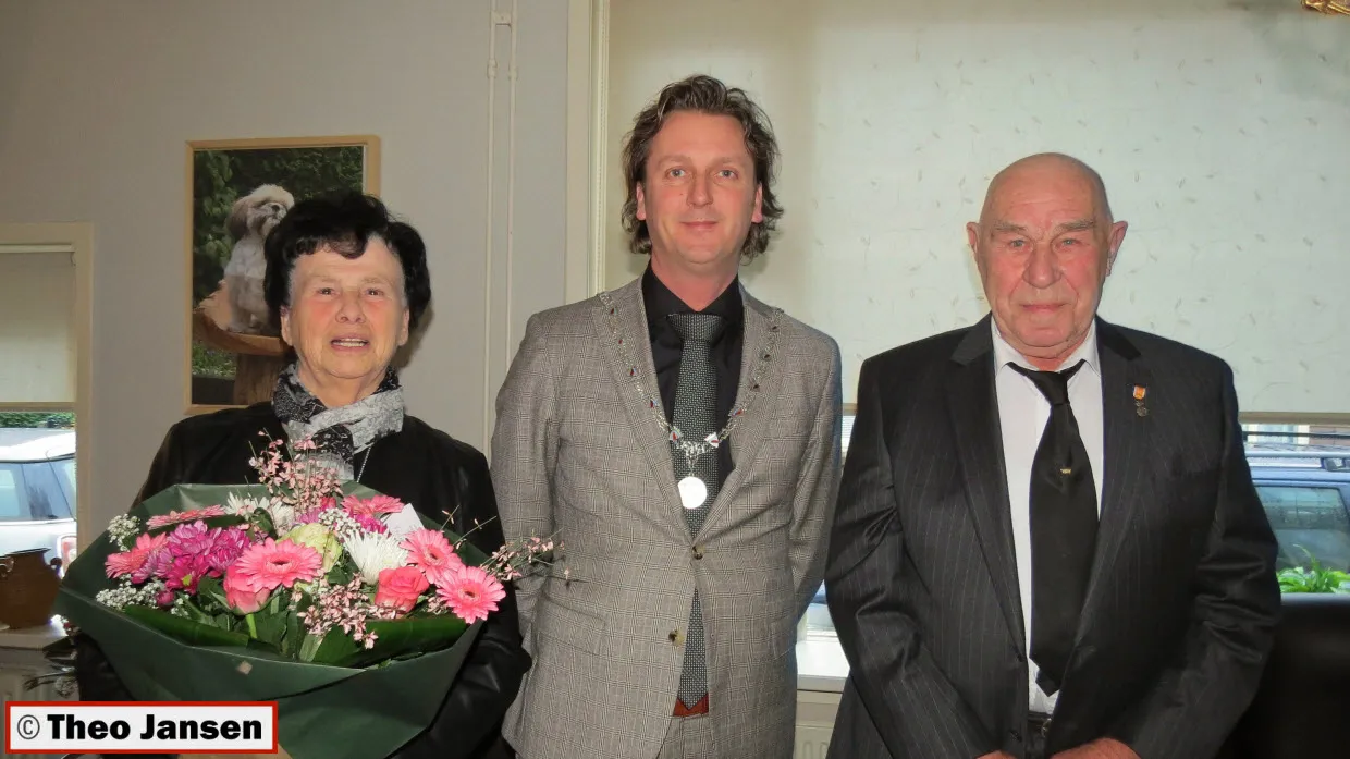 ilisr2kjye8np3p9r30s95juq fotoronald