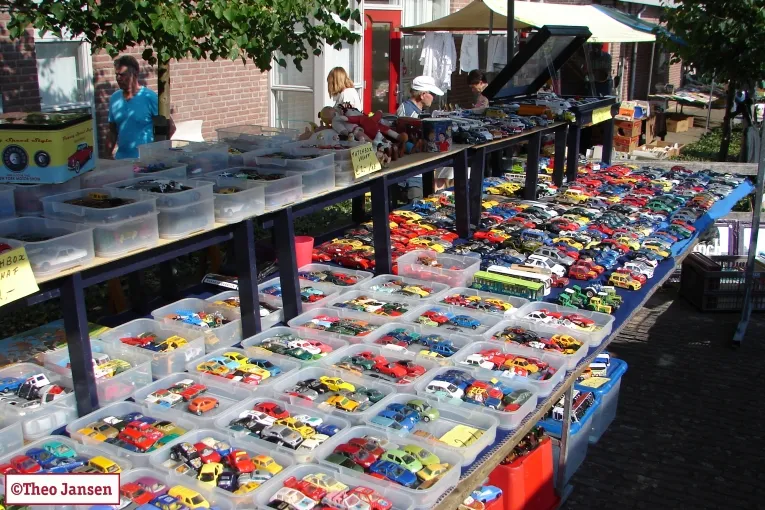 ixzclti8va95jepxuci2wj2mj vlooienmarkt 014