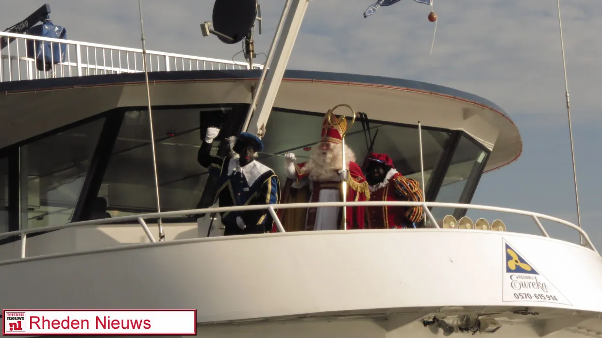 j42489wbrbytngbgchmtkksy1 2014 11 22 sinterklaasintocht dieren 027