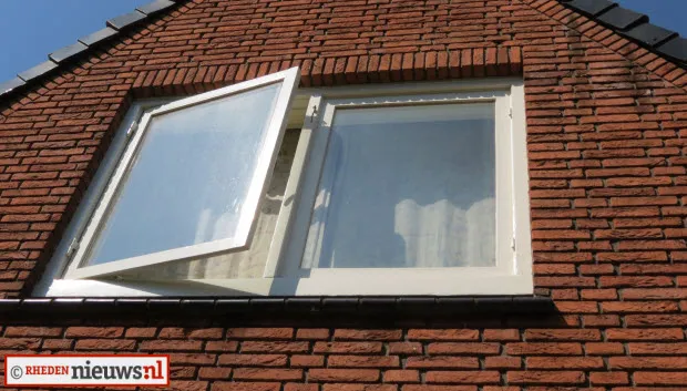 jax0qpwt8xasdfbda5romkflq openstaand raam