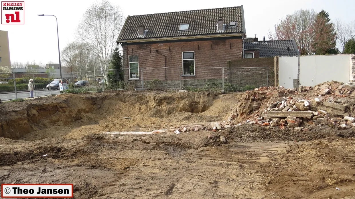 kdp1id4b1cpk11drouvlvussm 2014 04 02 noorder parallelweg sloop tinggeling 001