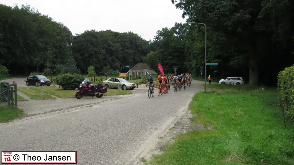 kluizenaarsweg 19 8 16 006