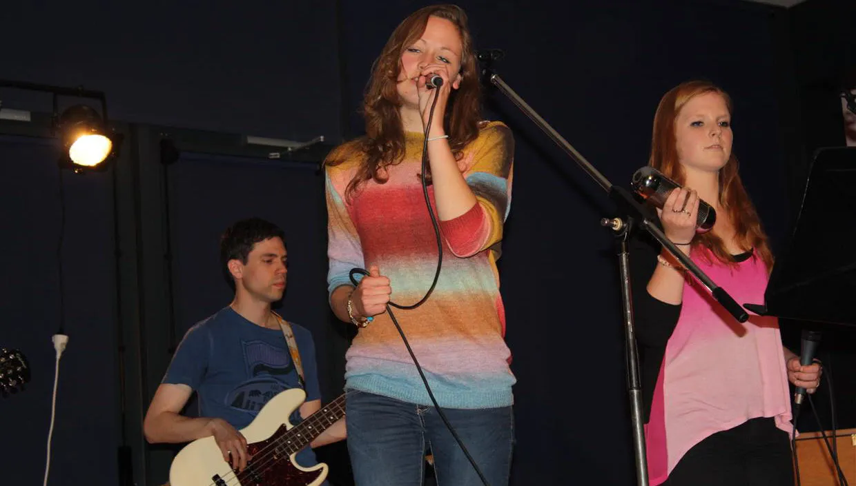 le6tov6m93fr2mybuo9gcrygw join the band 1