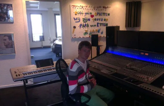 lpta7ag2wak6hbn8hm2twndio silvester