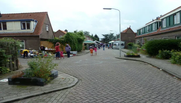 lr33fxm91h63zdz3h3ok6f0c4 straatmarktvelpzuid