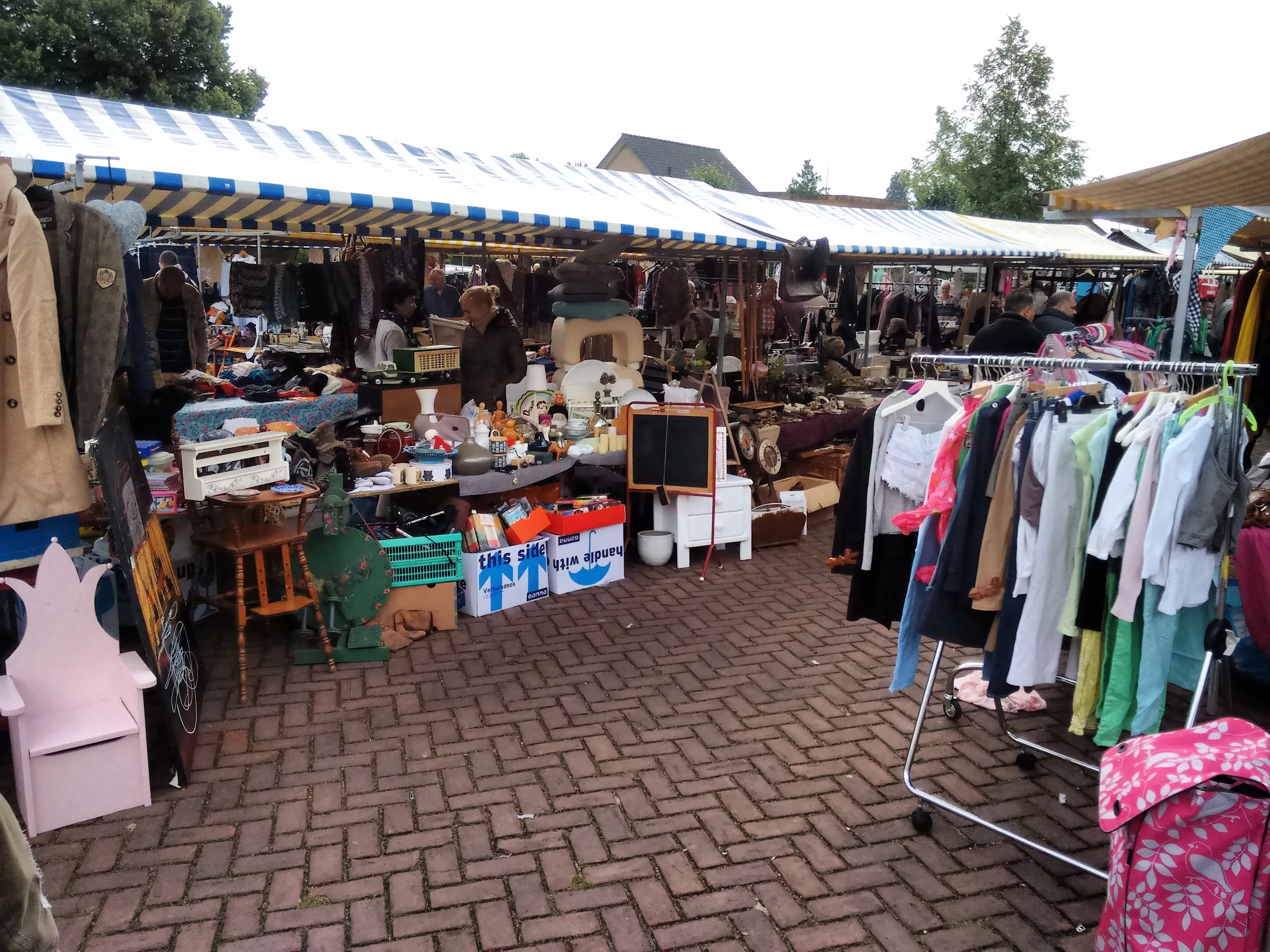 mega vlooienmarkt st gregorius giesbeek
