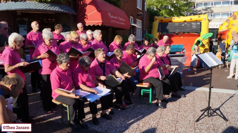 mjwkyw2g1pzhy0si2pkydrfld velperdonderdag 002