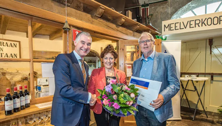 ontvangst cheque grote foto kl